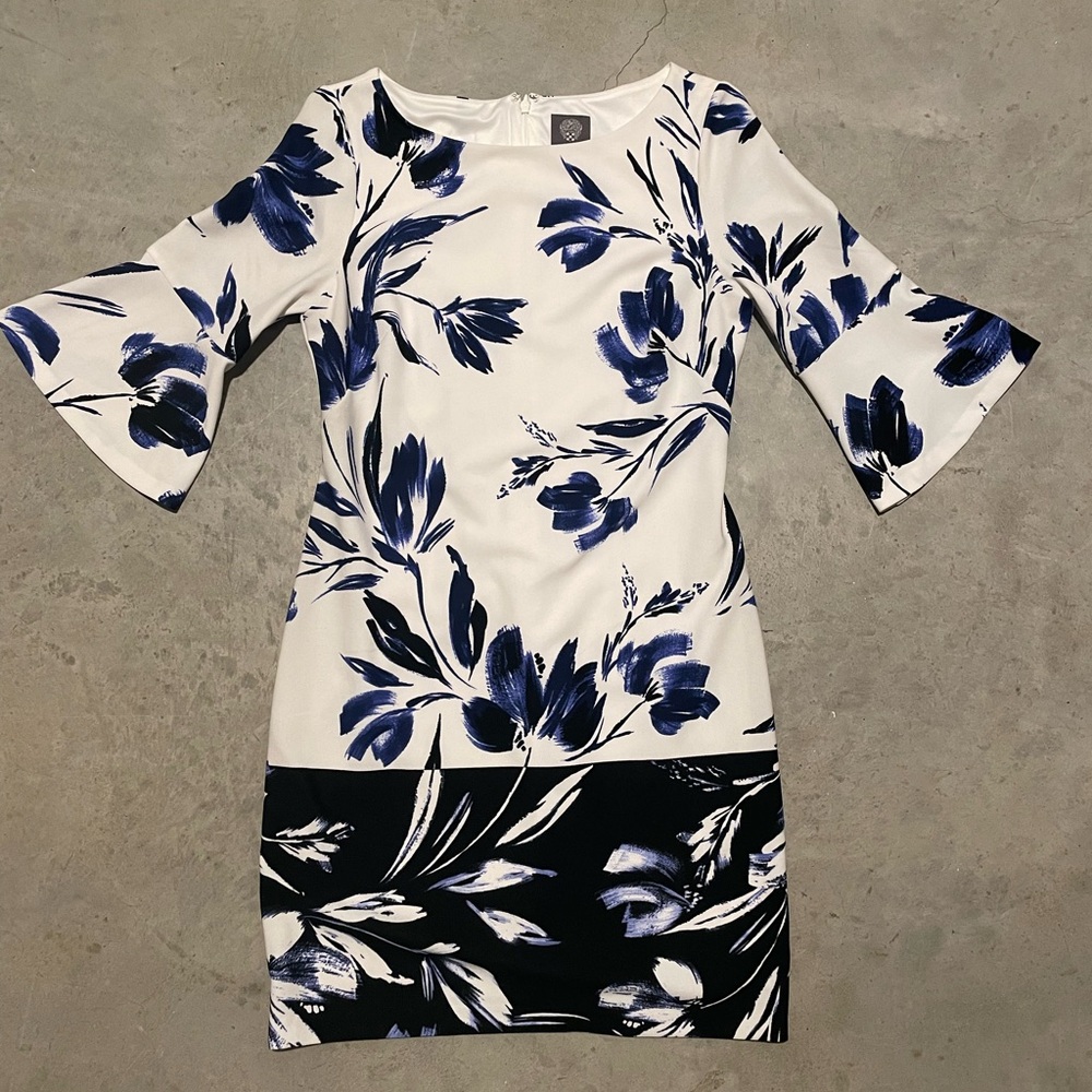 Vince Camuto Blue and White Floral Flutter Sleeve Dress